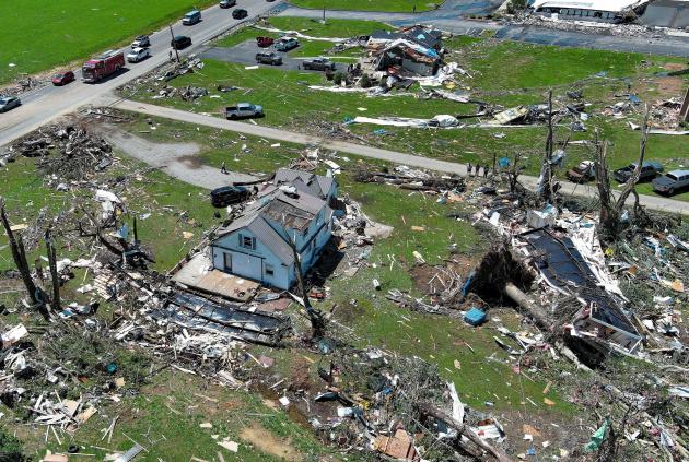 'Trail of destruction' as tornadoes, storms in 3 states kill at least 32: Live updates