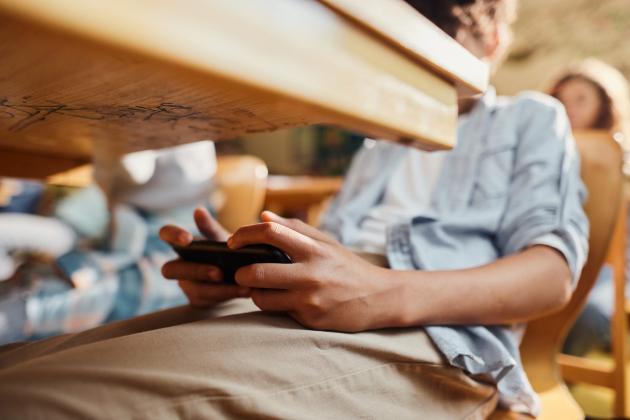 Washington County schools may ban student phones all day