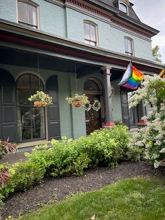 House and Garden Tour opens rare homes — and funds women's housing