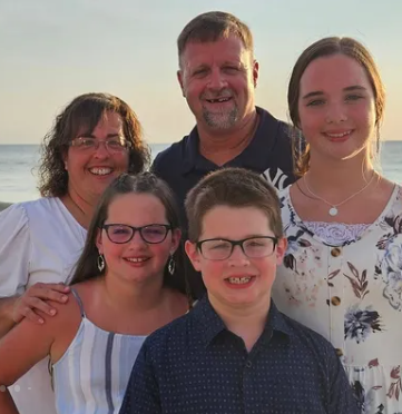 Community mourns mom, boy killed in storm at Pennsylvania campground