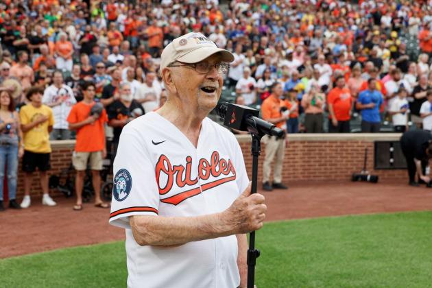 Watch WWII vet Jack Myers, 103, sing national anthem at Orioles game